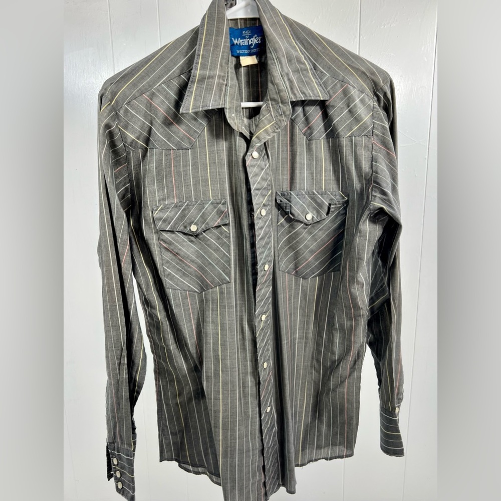 ✨Vintage Western Shirt- Rainbow Pinstripe with Pearl snaps✨